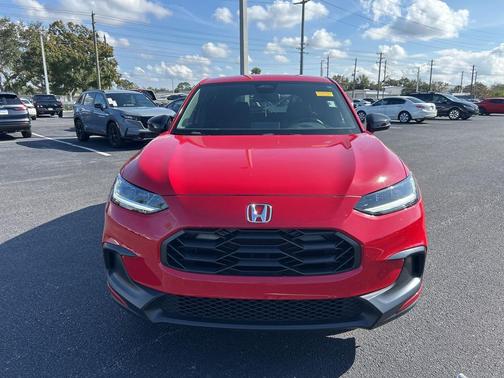 2025 Honda HR-V 2WD Sport