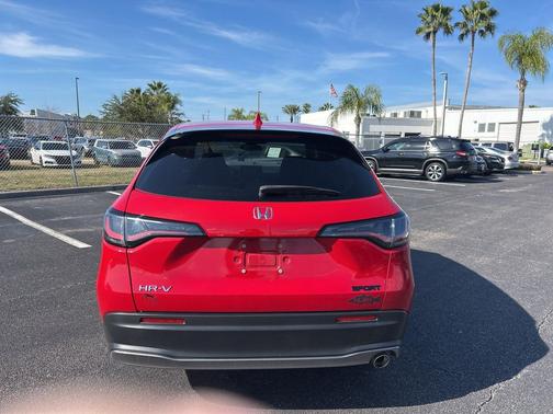 2025 Honda HR-V 2WD Sport