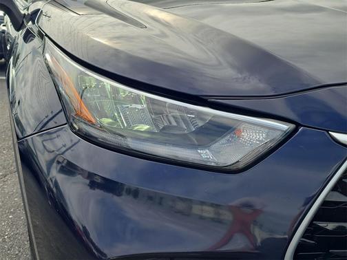 2020 Toyota Highlander LE