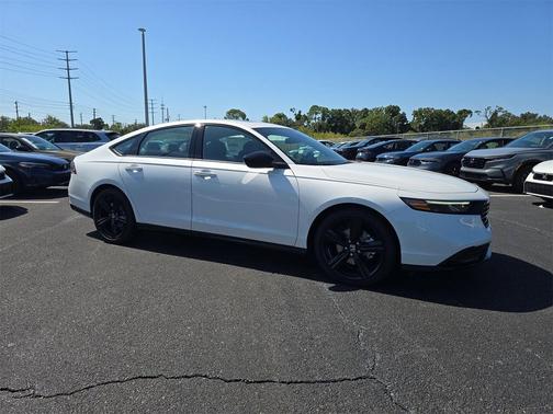 2025 Honda Accord Hybrid Base