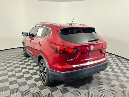 2017 Nissan Rogue Sport SL