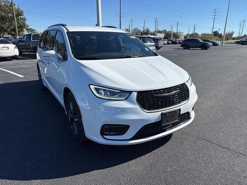 2021 Chrysler Pacifica Touring