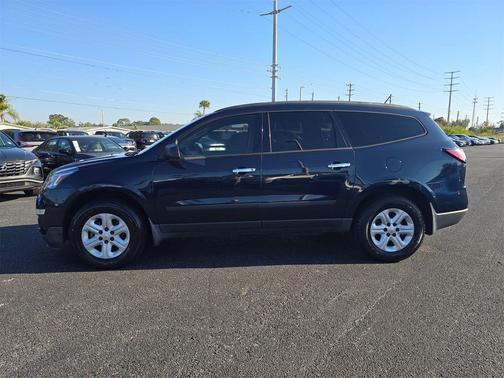 2017 Chevrolet Traverse LS