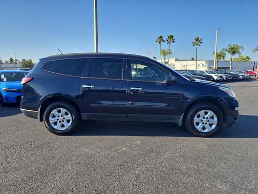 2017 Chevrolet Traverse LS