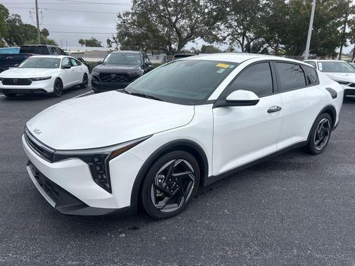 2025 Kia K4 EX