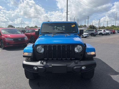 Hydro Blue Pearlcoat 2021 Jeep Gladiator Willys