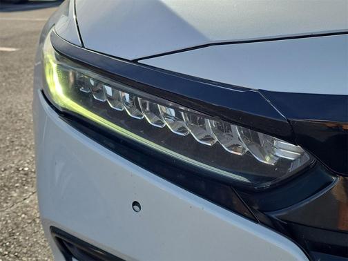 2018 Honda Accord Touring 2.0T