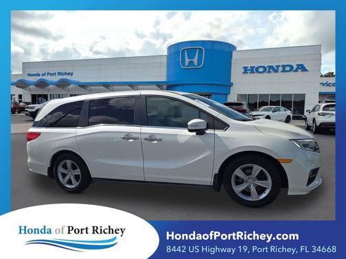 White Diamond Pearl 2018 Honda Odyssey EX-L
