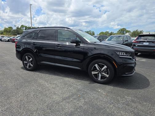 2023 Kia Sorento S