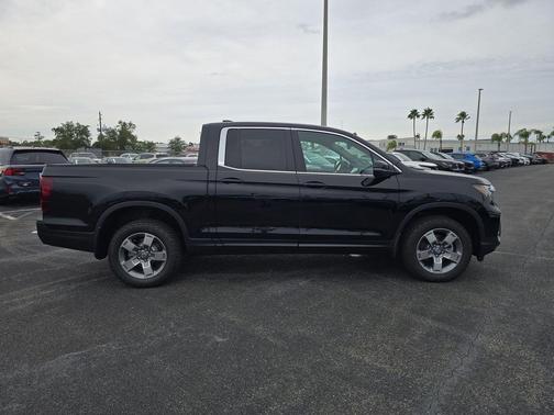 Crystal Black Pearl 2026 Honda Ridgeline RTL