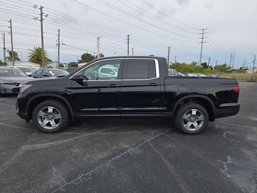 Crystal Black Pearl 2026 Honda Ridgeline RTL
