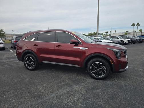 2025 Kia Sorento S
