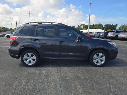 Dark Gray Metallic 2016 Subaru Forester 2.5i Premium