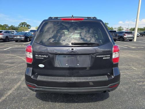 Dark Gray Metallic 2016 Subaru Forester 2.5i Premium