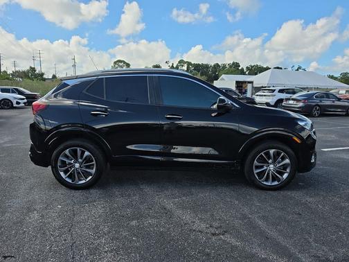 Ebony Twilight Metallic 2022 Buick Encore GX Select