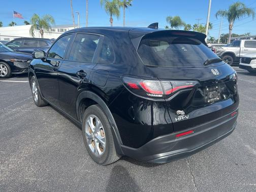 2023 Honda HR-V LX