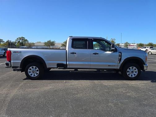 2023 Ford F-250 XLT