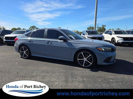 2022 Honda Civic Touring