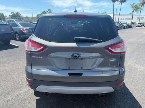 Sterling Gray Metallic 2014 Ford Escape SE