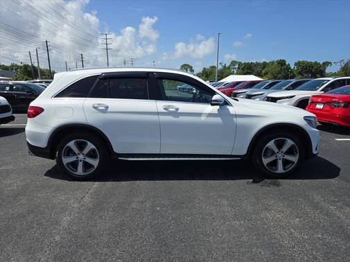 2017 Mercedes-Benz GLC 300 Base