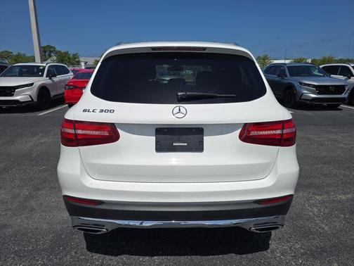 2017 Mercedes-Benz GLC 300 Base