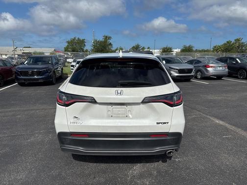 2023 Honda HR-V AWD Sport