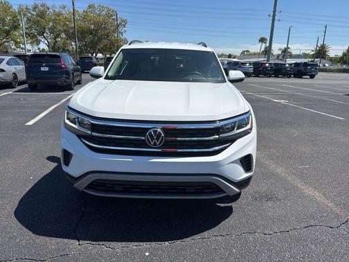 2022 Volkswagen Atlas 2.0T SE w/Technology
