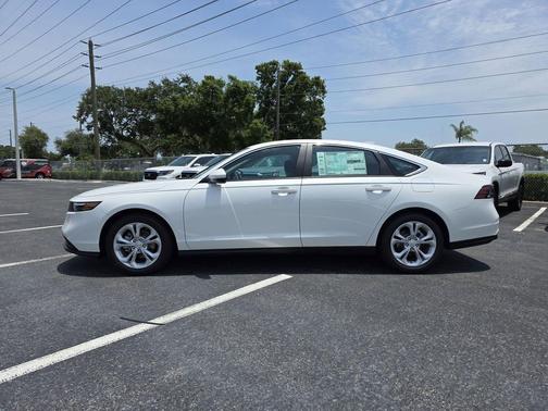 2025 Honda Accord LX 1.5T