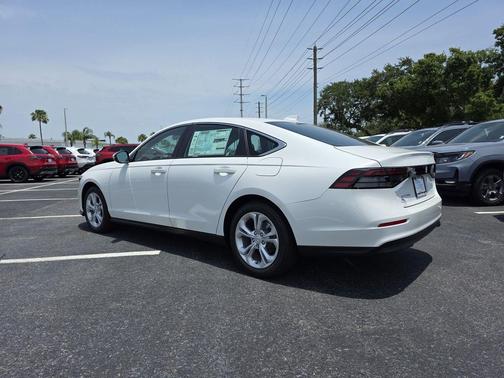 2025 Honda Accord LX 1.5T