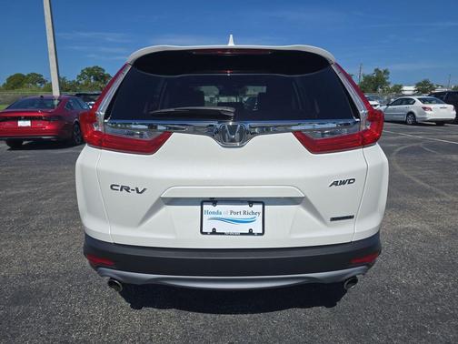 Platinum White Pearl 2019 Honda CR-V Touring
