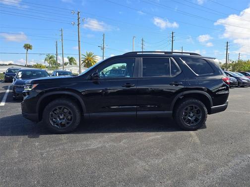 2025 Honda Pilot TrailSport