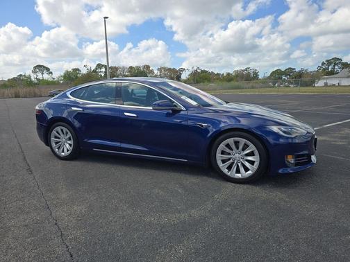 2016 Tesla Model S 75D