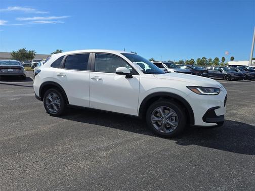 2026 Honda HR-V LX