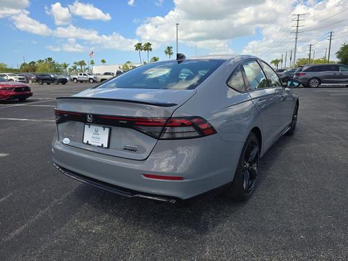 2023 Honda Accord Hybrid Sport-L