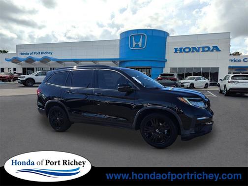 2022 Honda Pilot AWD Black Edition