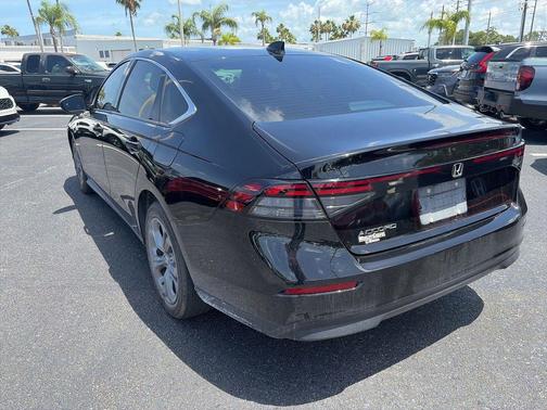 Crystal Black Pearl 2024 Honda Accord EX