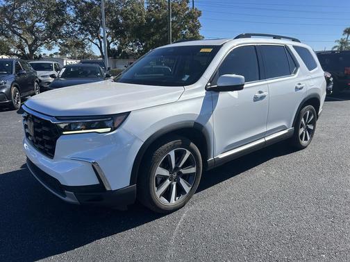 2023 Honda Pilot AWD Elite