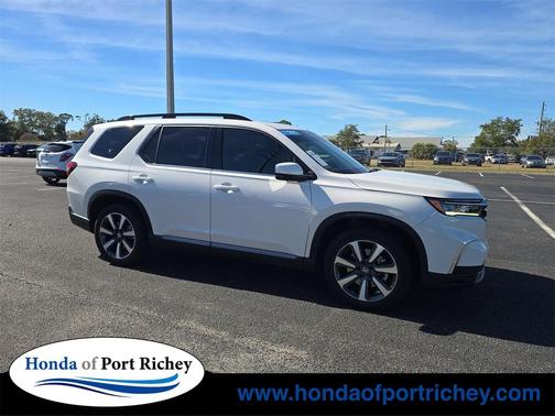 2023 Honda Pilot AWD Elite