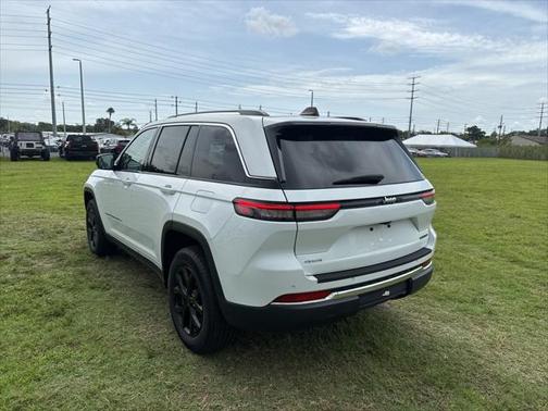 2023 Jeep Grand Cherokee Limited X