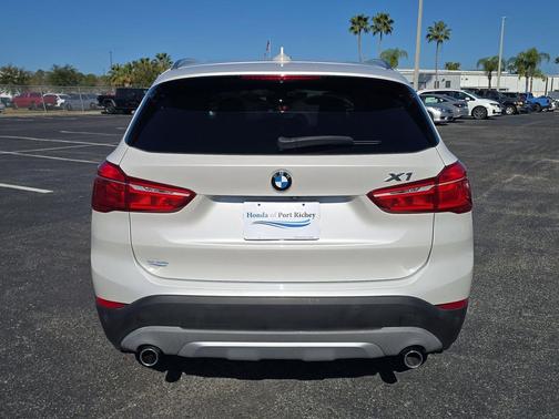 2017 BMW X1 sDrive28i
