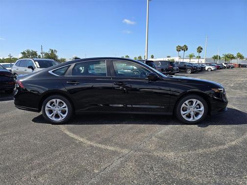 2025 Honda Accord LX 1.5T