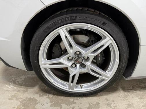 2020 Chevrolet Corvette Stingray w/2LT