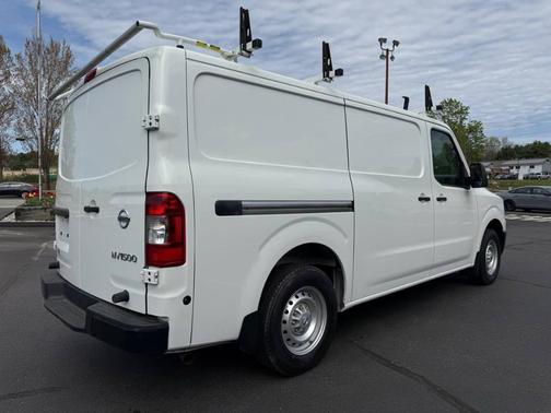 2021 Nissan NV Cargo NV1500 S V6