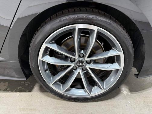 2024 Audi A5 Sportback S line Premium