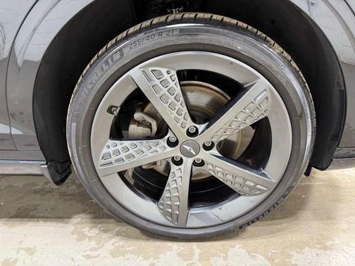 2022 Genesis GV70 2.5T