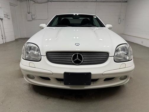 2001 Mercedes-Benz SLK-Class Base