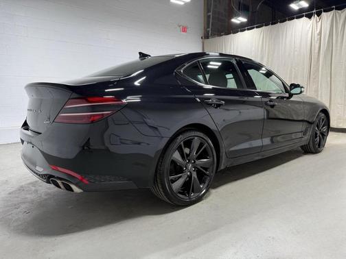 2023 Genesis G70 2.0T