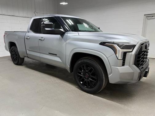 Celestial Silver Metallic 2023 Toyota Tundra SR5