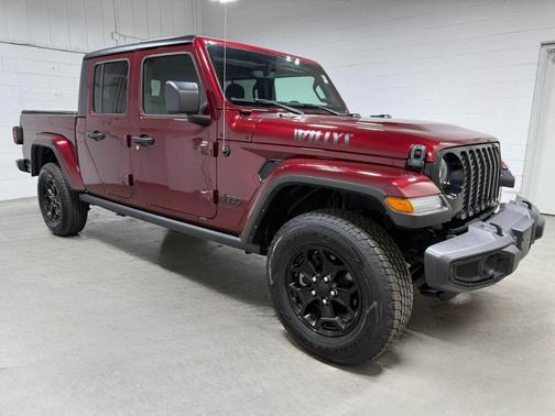 2022 Jeep Gladiator Sport