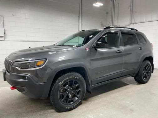 Granite Crystal Clearcoat Metallic 2022 Jeep Cherokee Trailhawk